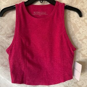 NWT Beyond Yoga High Neck Crop Top in Cranberry Heather